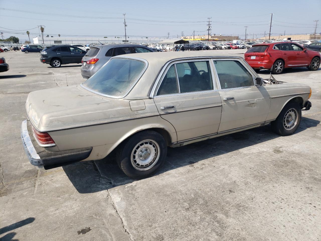 MERCEDES-BENZ 300 DT 1985 beige  diesel WDBAB33CXFA229177 photo #4