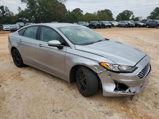 VIN 3FA6P0HD0LR160600 2020 Ford Fusion, SE no.4