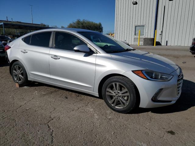 VIN 5NPD84LF4HH046561 2017 Hyundai Elantra, SE no.4