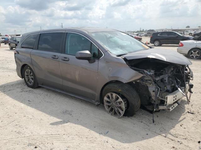 2022 TOYOTA SIENNA LE - 5TDKRKEC7NS117270