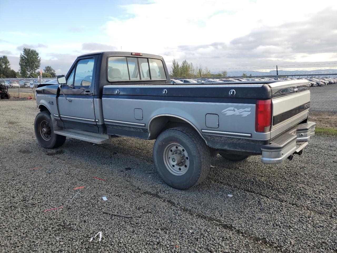 Lot #2910139536 1994 FORD F-250