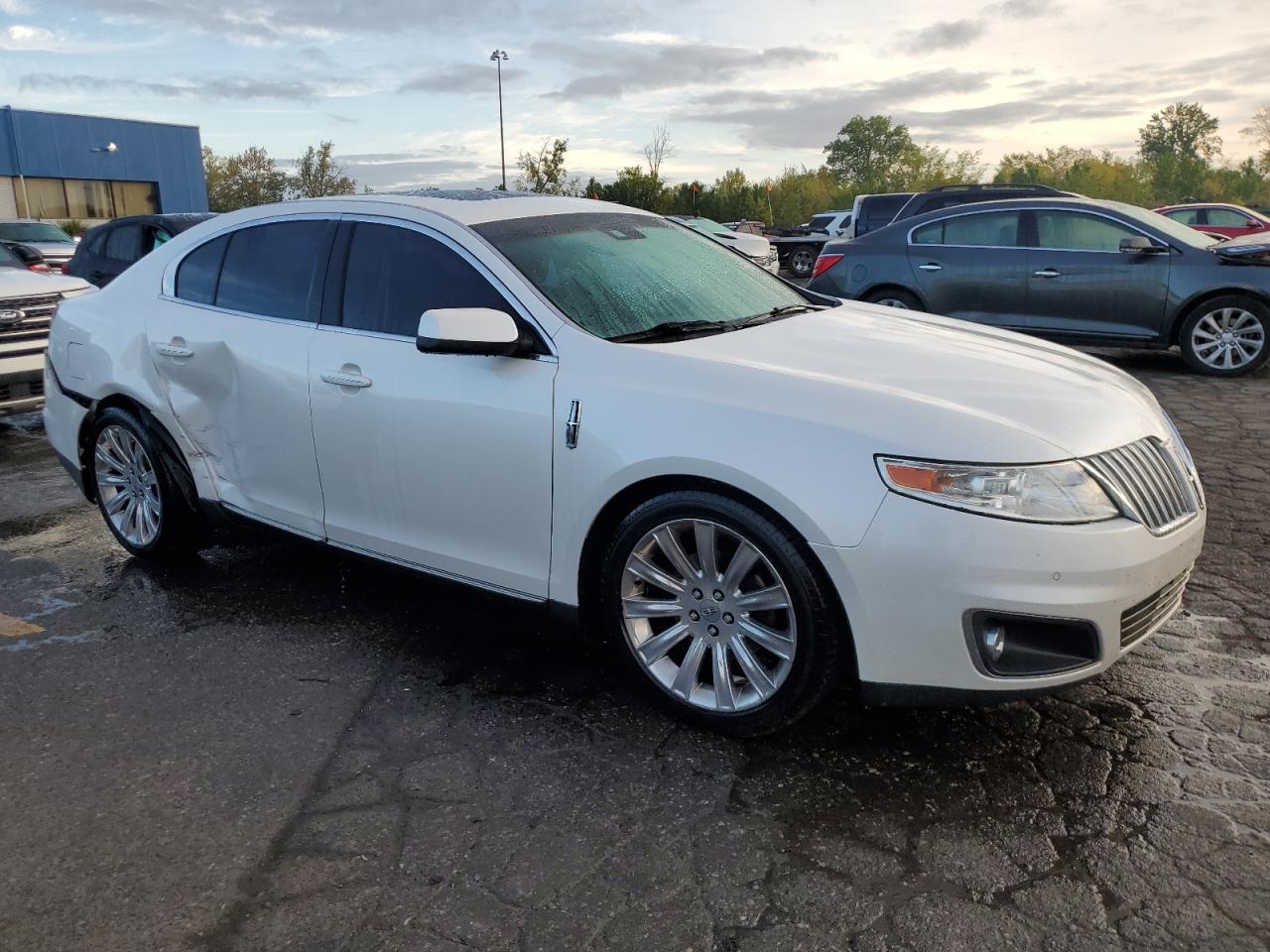 Lot #2962518760 2010 LINCOLN MKS