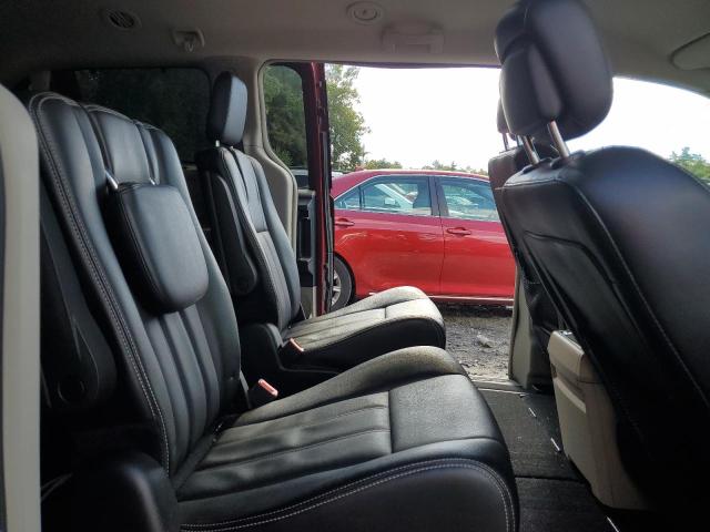 2015 CHRYSLER TOWN & COU - 2C4RC1BG2FR596287