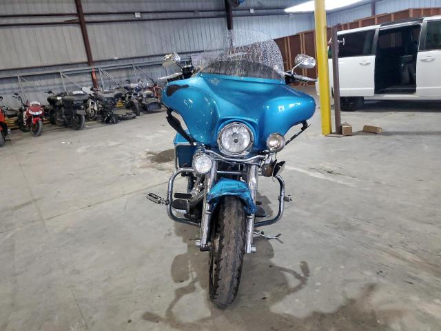 2011 HARLEY-DAVIDSON FLHTCU 1HD1FC413BB628843