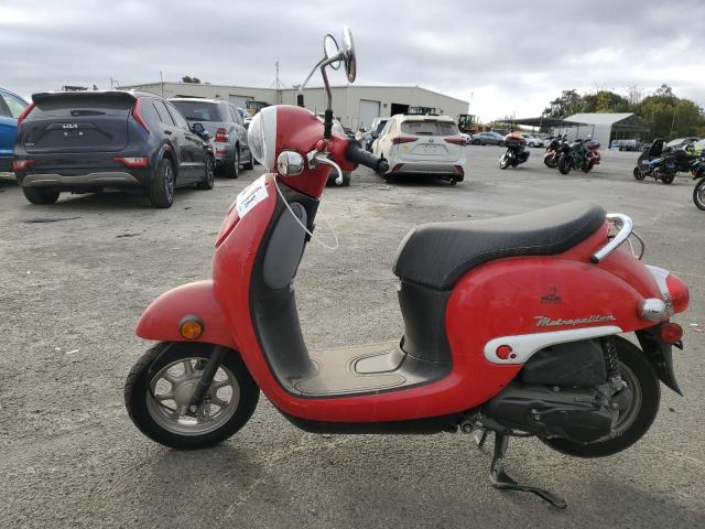 HONDA NCW50 2016 red motor sc gas JH2AF7716GK000889 photo #4