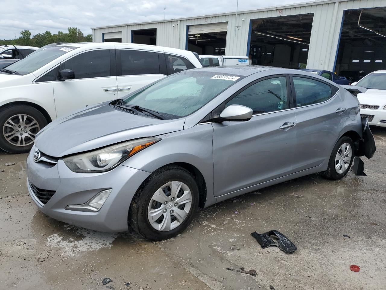 Lot #2843414552 2015 HYUNDAI ELANTRA SE