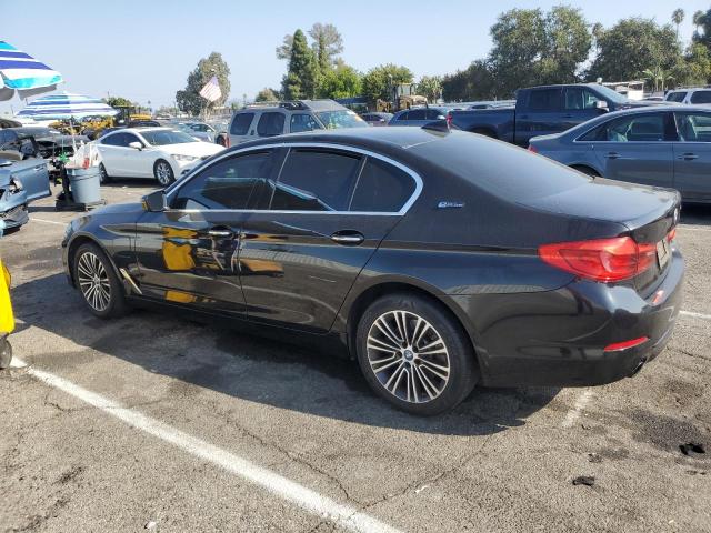 VIN WBAJA9C51JB252064 2018 BMW 5 Series, 530E no.2