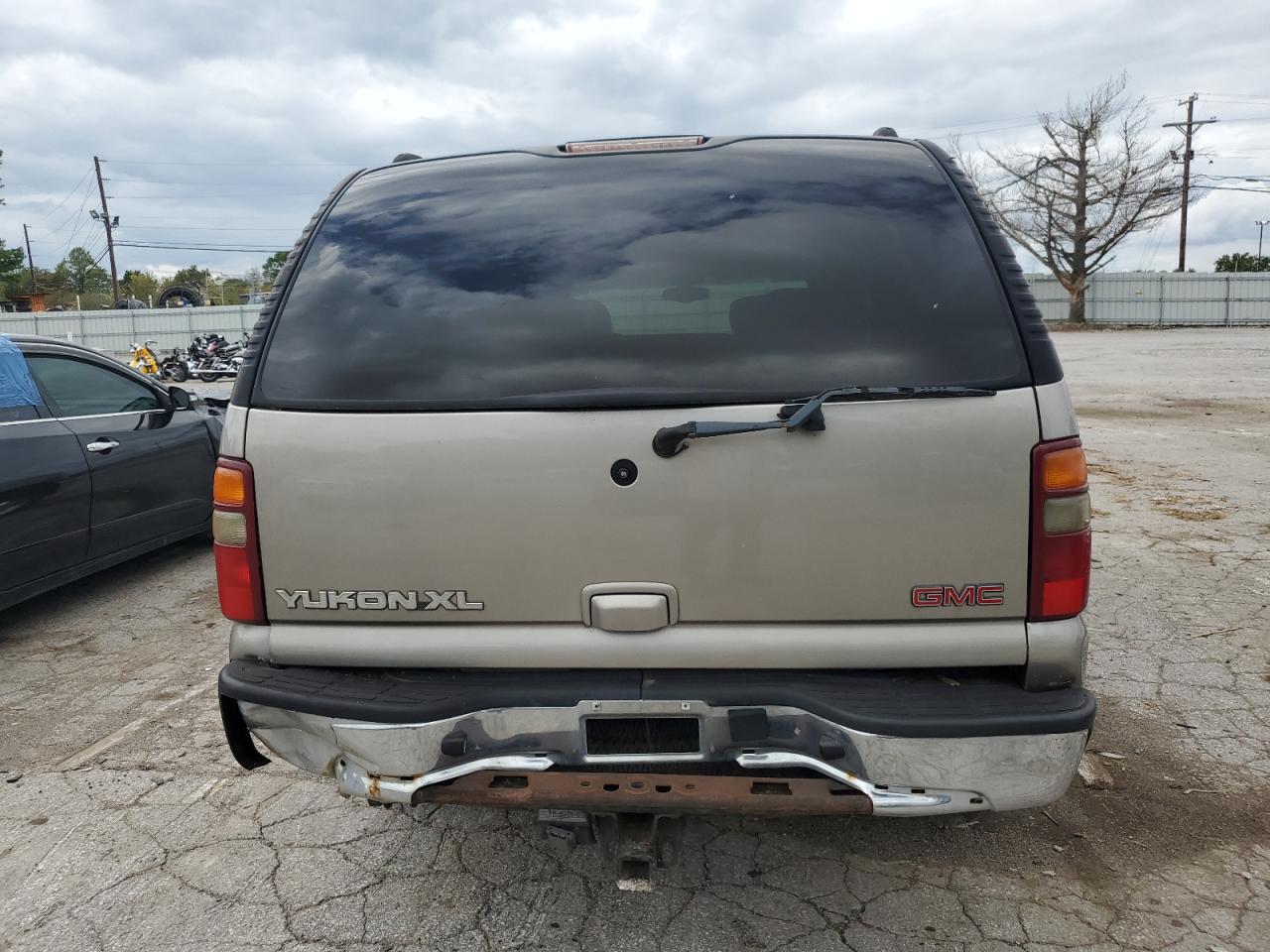 Lot #2956946917 2002 GMC YUKON XL C