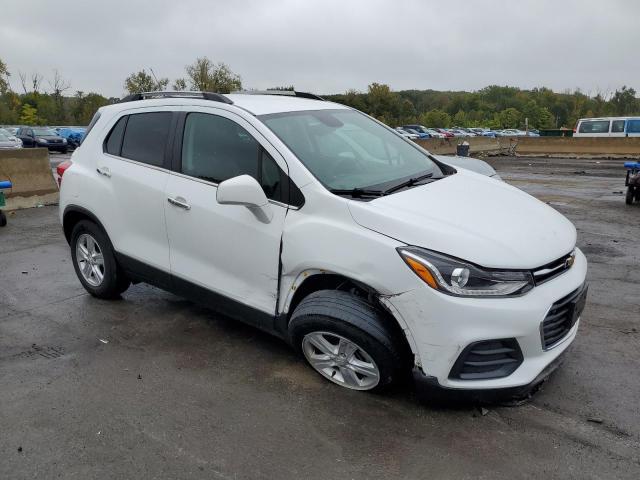 VIN KL7CJPSB4KB827876 2019 Chevrolet Trax, 1LT no.4