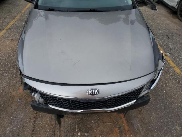 VIN 5XXGT4L30GG076555 2016 KIA Optima, LX no.11