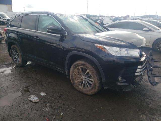 VIN 5TDJZRFHXJS533838 2018 Toyota Highlander, SE no.4