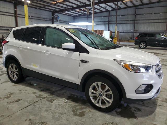 VIN 1FMCU9GD2KUA77006 2019 Ford Escape, SE no.4