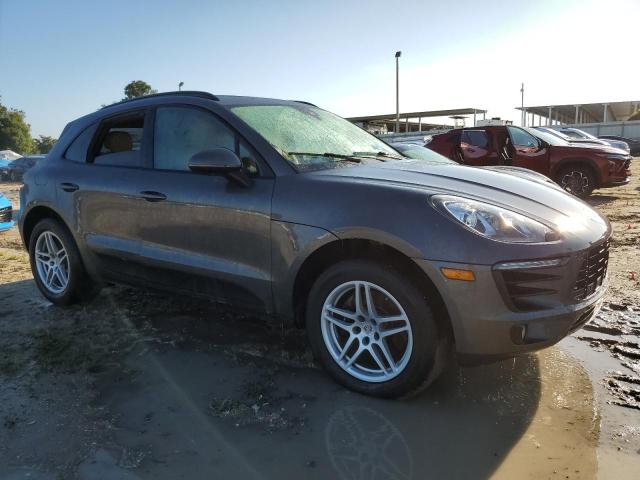 VIN WP1AA2A52HLB81649 2017 Porsche Macan no.4