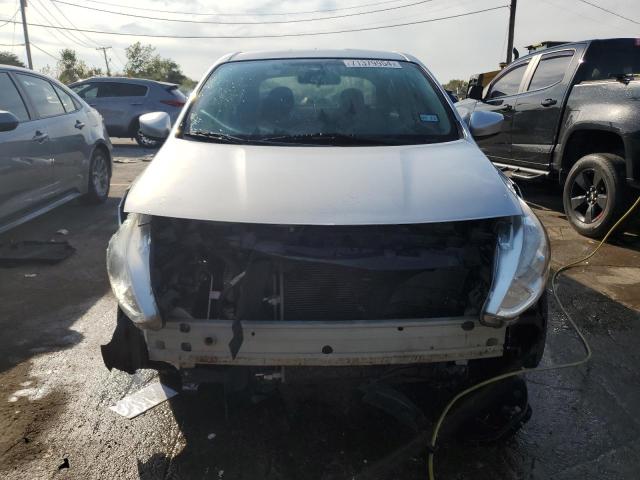 VIN 3N1CN7AP6KL823396 2019 Nissan Versa, S no.5