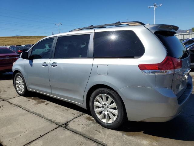 VIN 5TDDK3DC7ES075333 2014 Toyota Sienna, Xle no.2