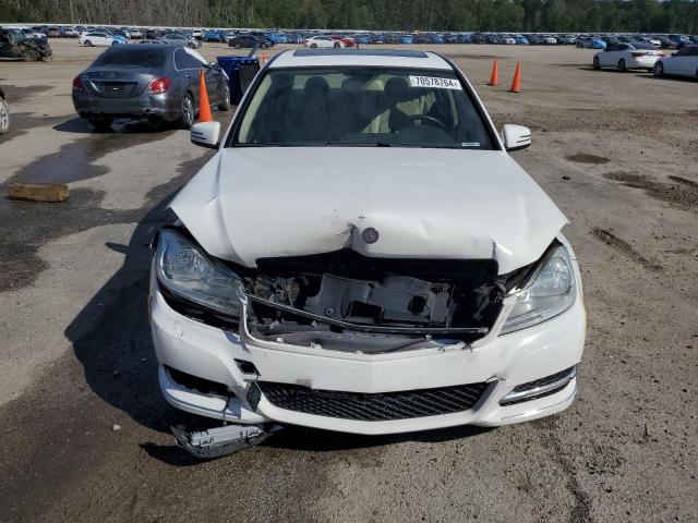 VIN WDDGF8AB2DA820484 2013 Mercedes-Benz C-Class, 3... no.5