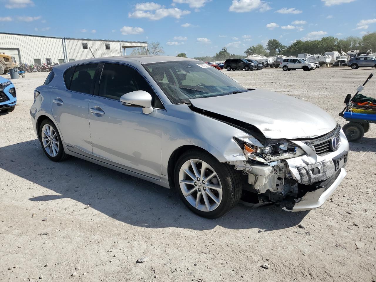 Lot #2955604723 2011 LEXUS CT 200