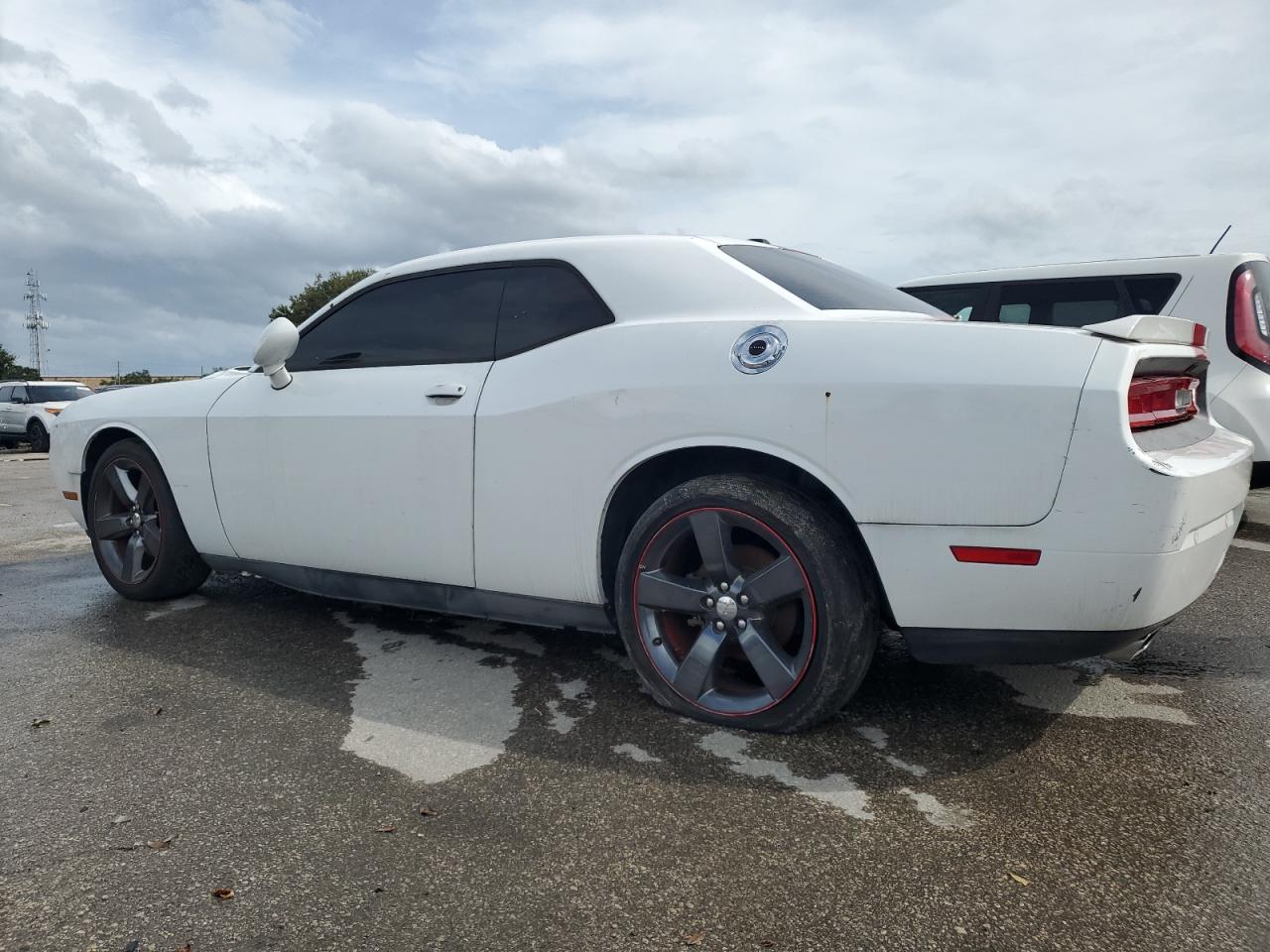 Lot #2871470393 2013 DODGE CHALLENGER