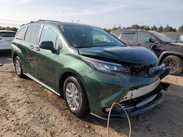 2022 TOYOTA SIENNA XLE - 5TDYSKFC6NS061836