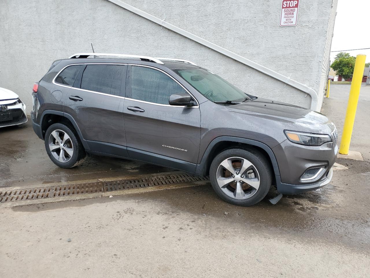 2019 Jeep CHEROKEE L, LIMITED