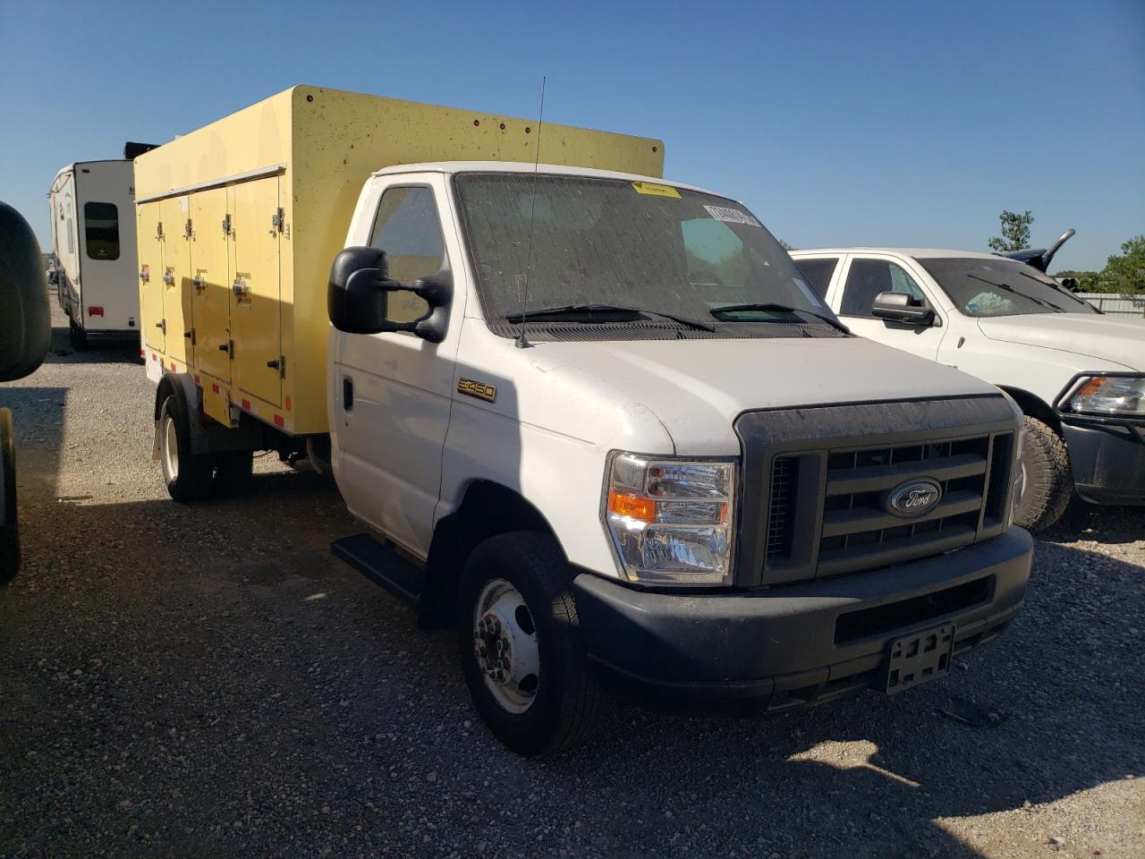 Lot #2893130515 2018 FORD ECONOLINE