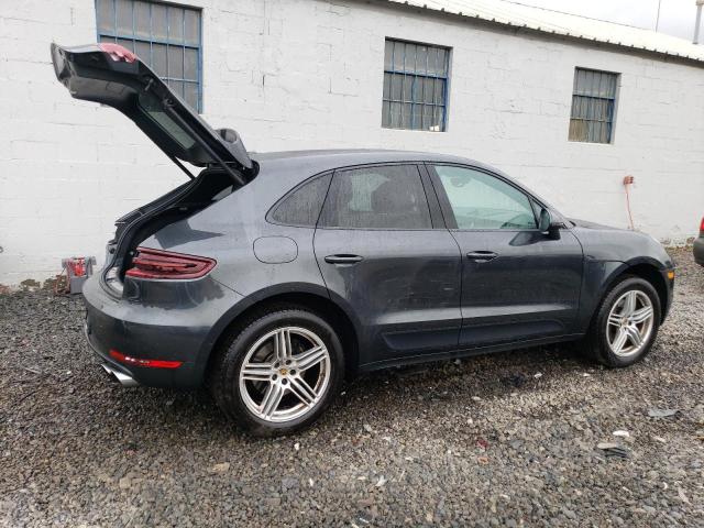 VIN WP1AA2A56JLB18608 2018 Porsche Macan no.3