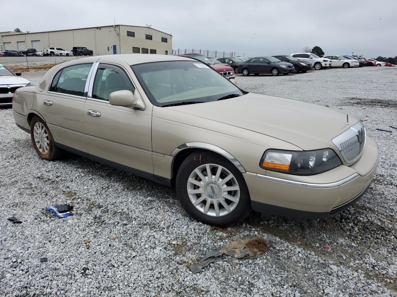 Lot #2926347357 2006 LINCOLN TOWN CAR D