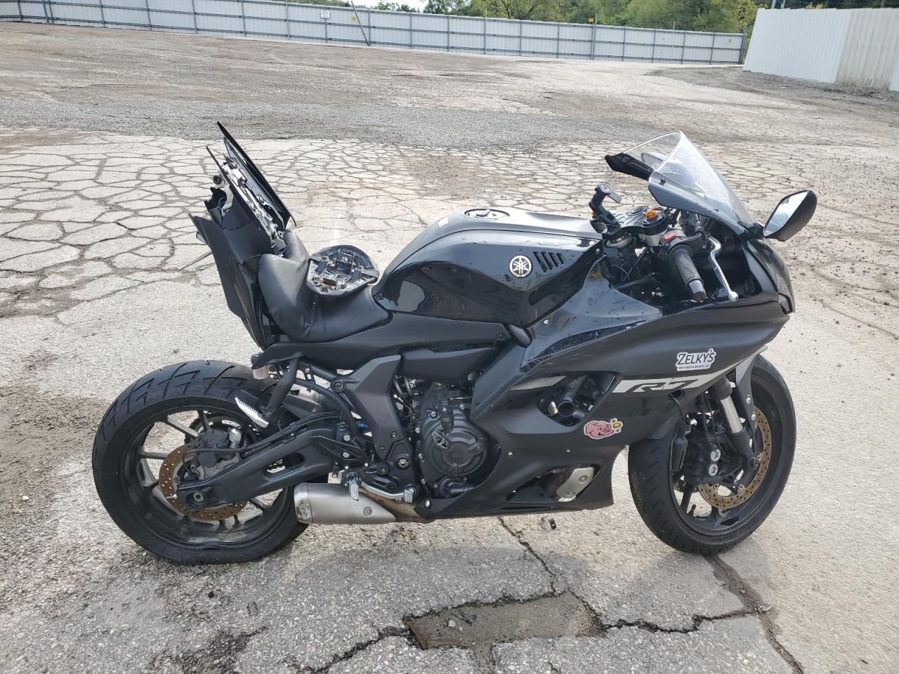 Yamaha YZF690 2024 