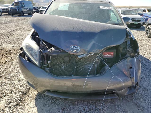 VIN 5TDYZ3DC9HS785450 2017 Toyota Sienna, Xle no.12