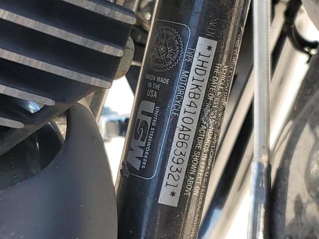 2010 HARLEY-DAVIDSON FLHX - 1HD1KB410AB639321