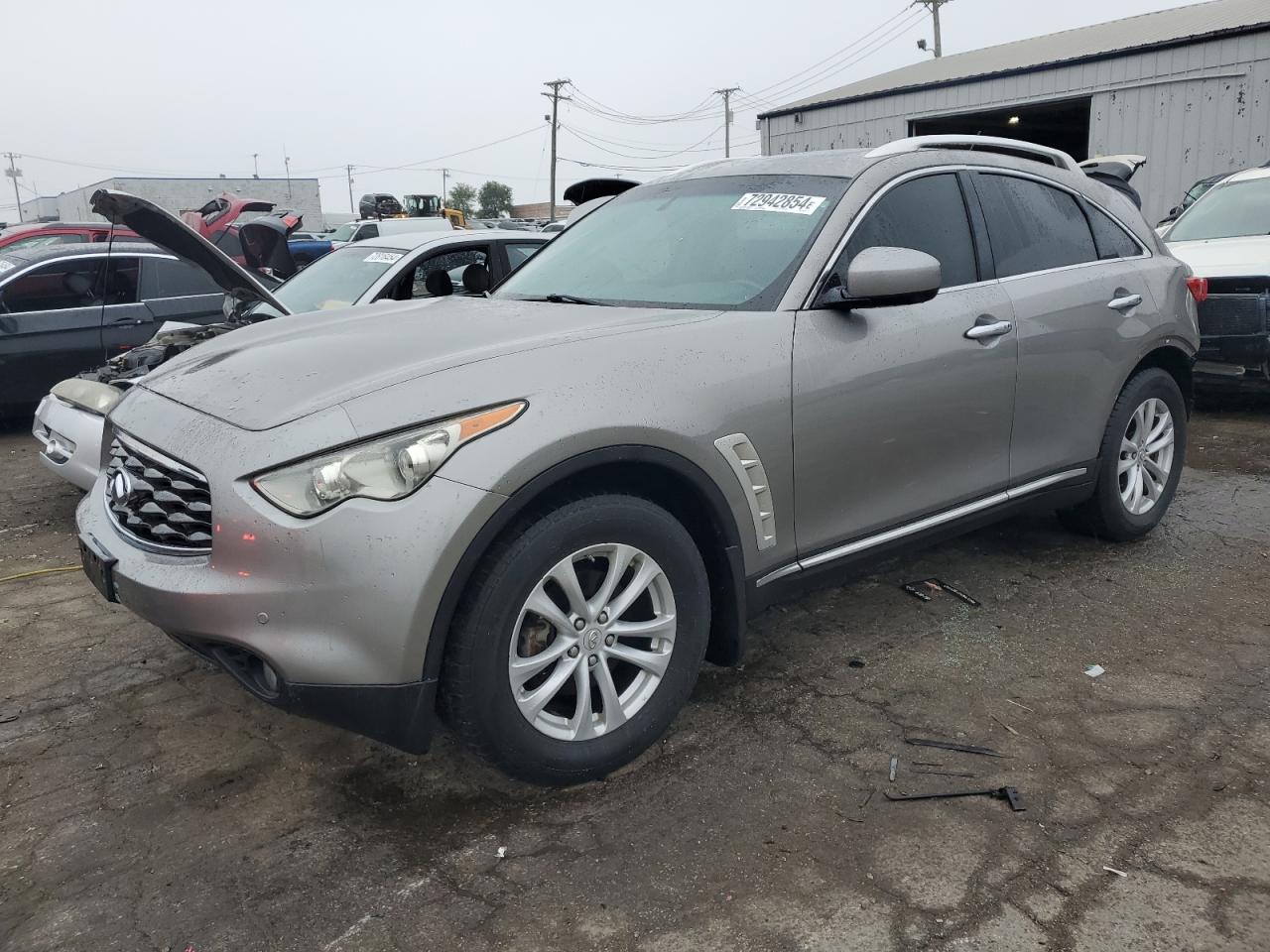 INFINITI FX35