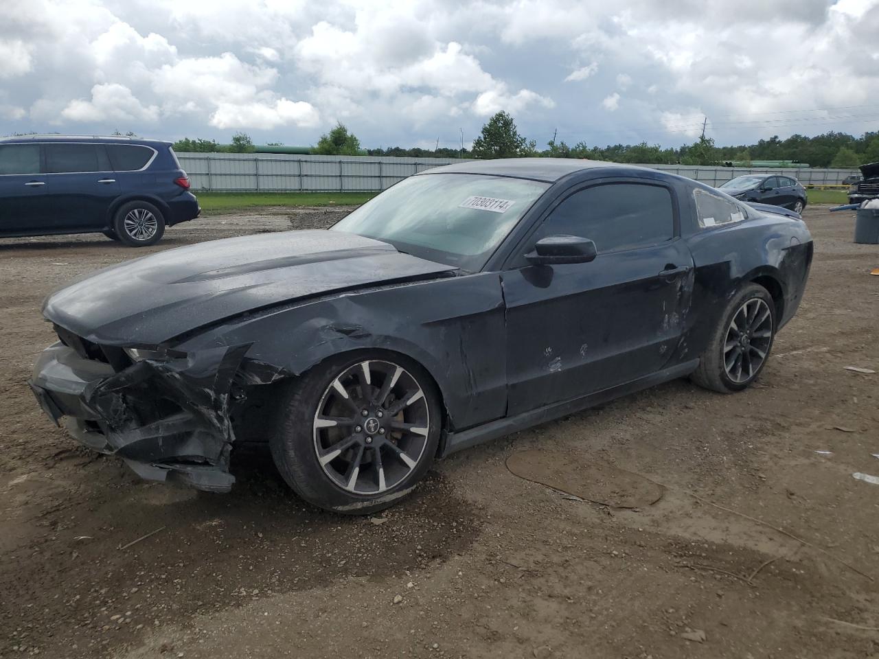  Salvage Ford Mustang