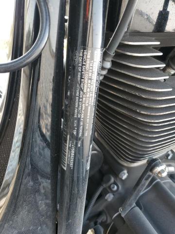 2011 HARLEY-DAVIDSON FLTRX - 1HD1KH415BB628397