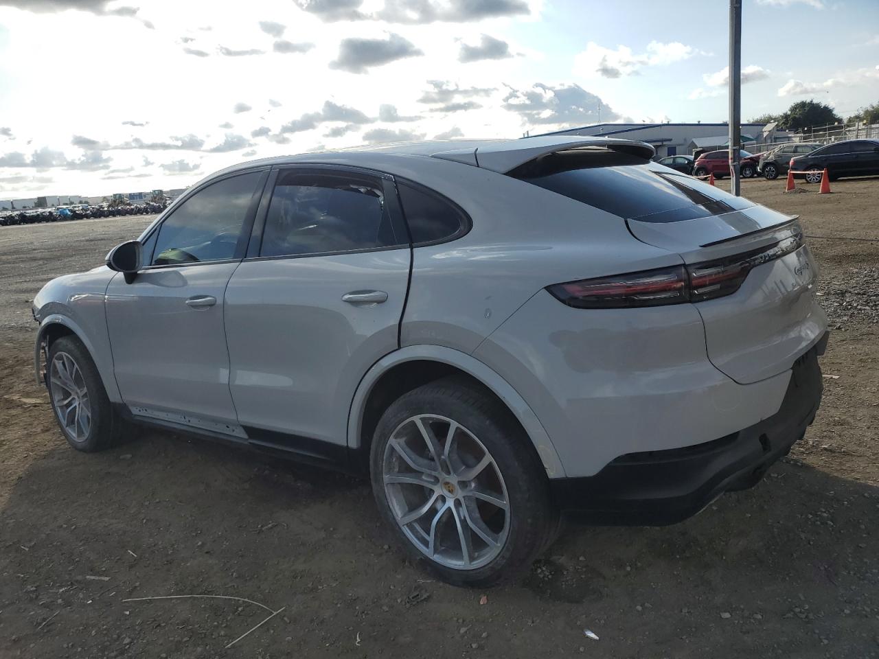 Lot #2872237215 2020 PORSCHE CAYENNE S