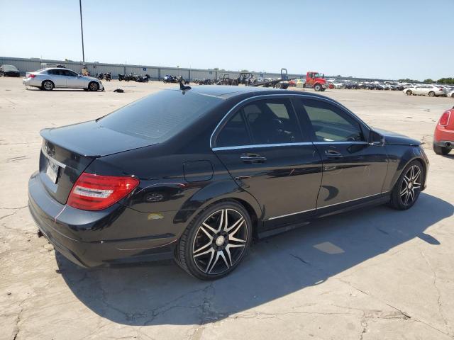 VIN WDDGF4HB8DR261927 2013 Mercedes-Benz C-Class, 250 no.3