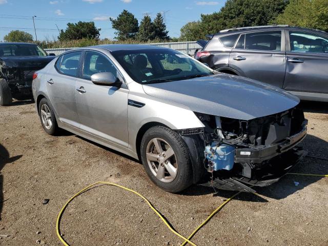 VIN 5XXGM4A72FG370086 2015 KIA Optima, LX no.4