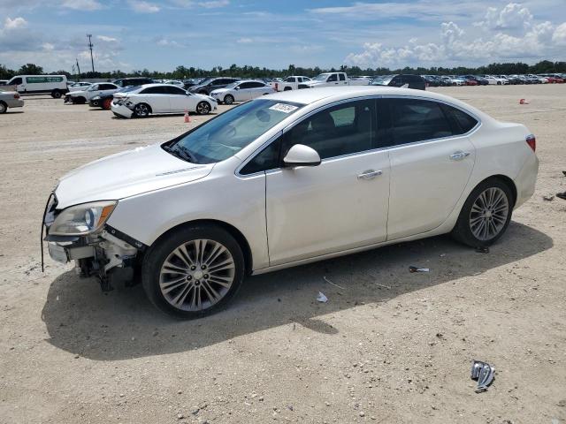 VIN 1G4PS5SK8E4196544 2014 Buick Verano no.1