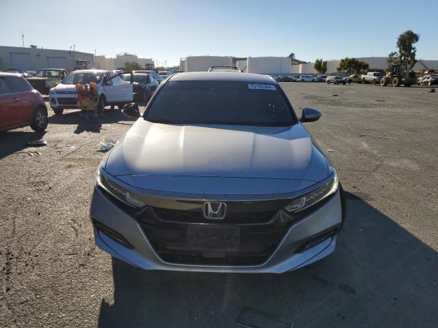 VIN 1HGCV1F34JA208899 2018 Honda Accord, Sport no.5