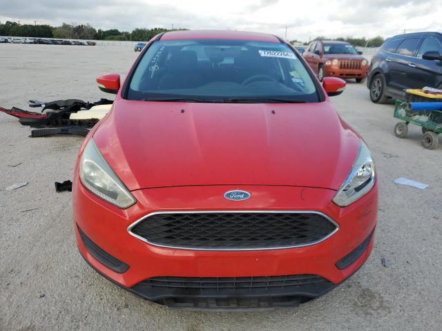 2015 FORD FOCUS SE - 1FADP3K24FL295257
