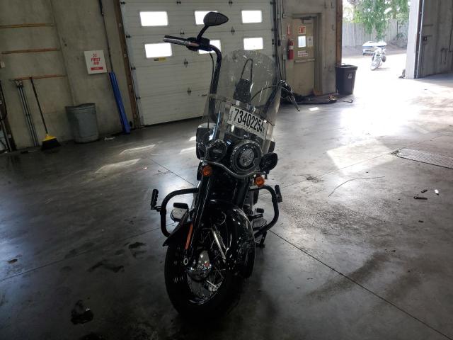 2020 HARLEY-DAVIDSON FLHCS 1HD1YBK19LB049025
