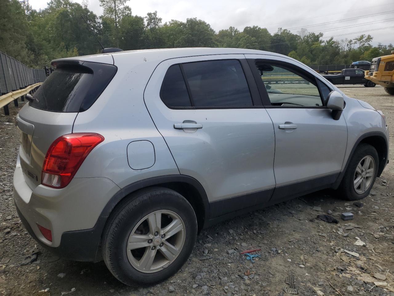 Lot #2895527449 2020 CHEVROLET TRAX LS