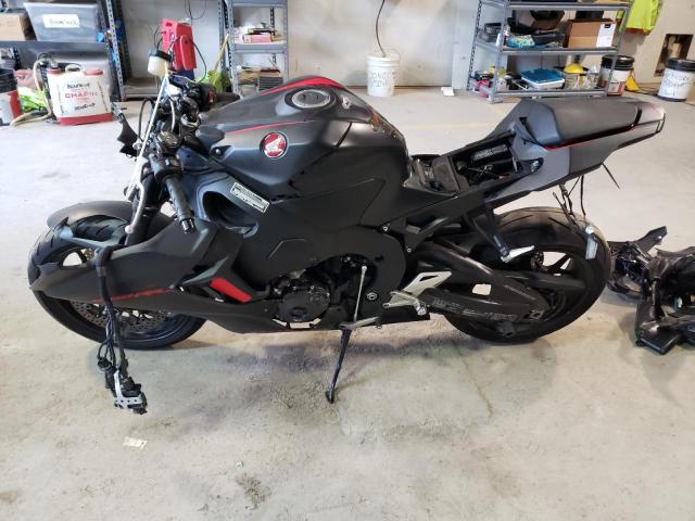 2017 HONDA CBR1000 RR JH2SC7700HK000585