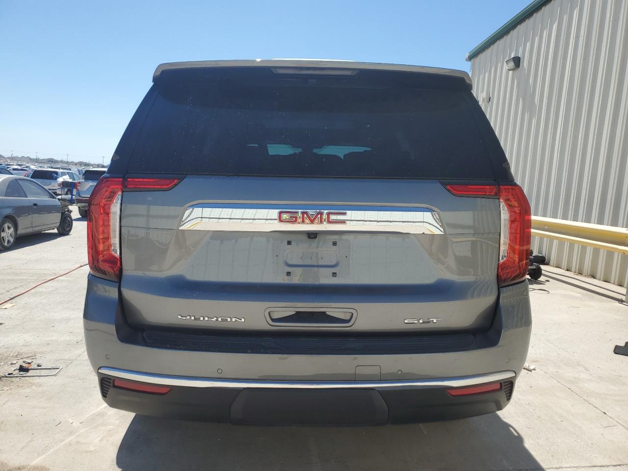 Lot #2962553734 2021 GMC YUKON SLT