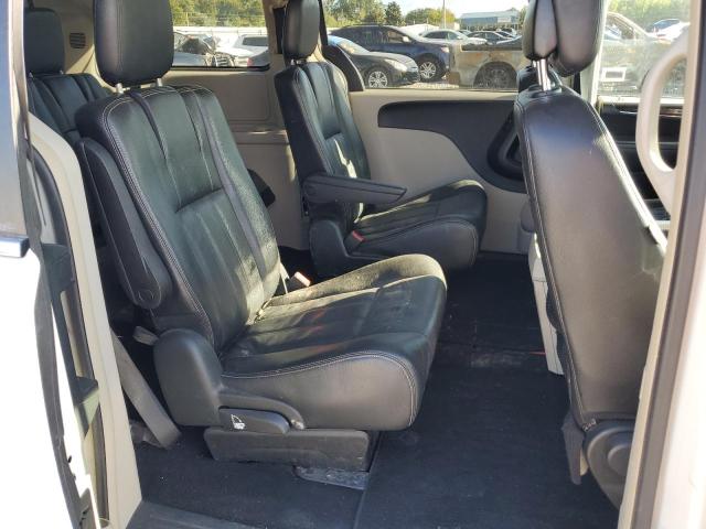 VIN 2C4RC1BG1DR697060 2013 Chrysler Town and Countr... no.11