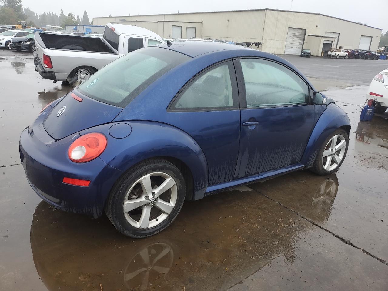 Lot #2893480616 2006 VOLKSWAGEN BEETLE