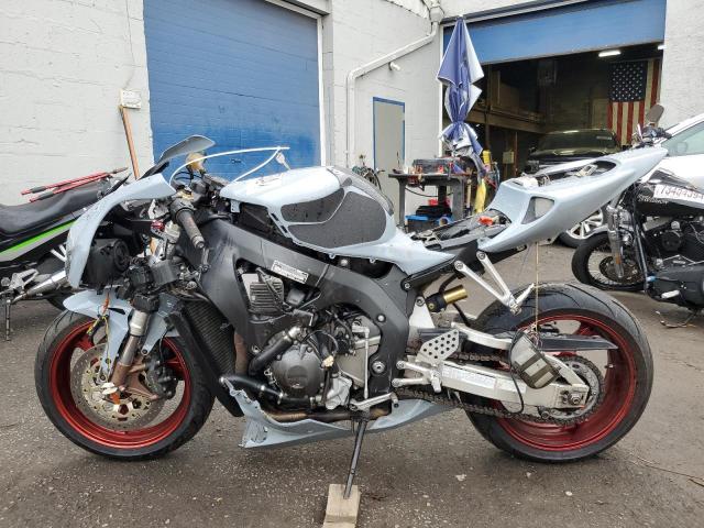 2004 HONDA CBR1000 RR JH2SC570X4M002833