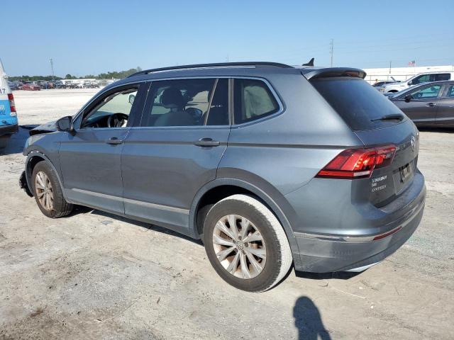 VIN 3VV3B7AX8JM137814 2018 Volkswagen Tiguan, SE no.2