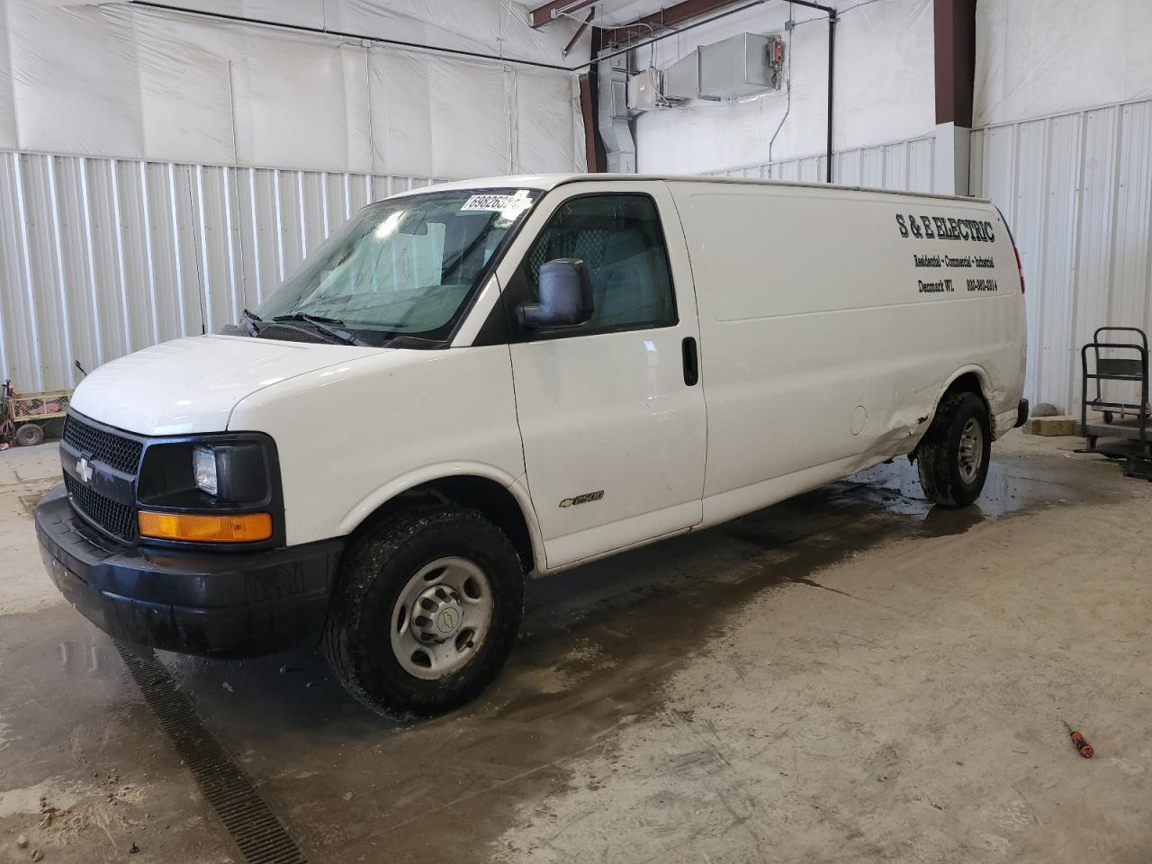 Chevrolet Express 2006 