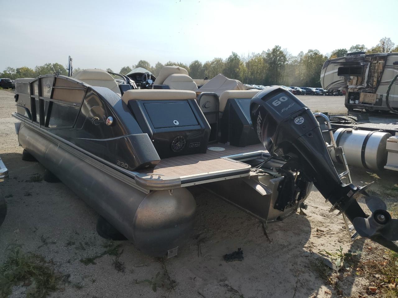 Lot #3311740758 2014 CREST-MAURELL PRODUCTS VESSEL