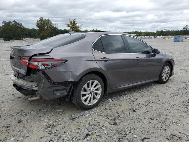 VIN 4T1C11AK0NU065779 2022 Toyota Camry, LE no.3